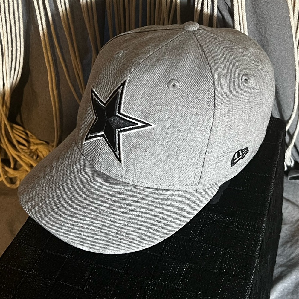 59FIFTY NEW ERA Dallas Cowboys Fitted Hat - 7-5/8”
